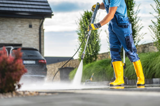 Why Choose Our Certified Pressure Washing Experts for Your Project Needs in Olla, LA?
